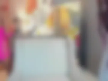 kiara_curls webcam preview