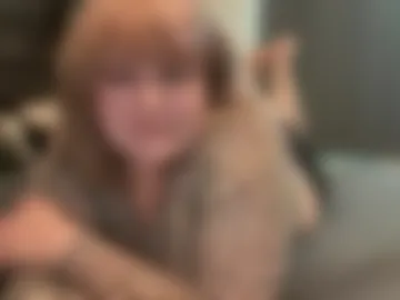 kiki__strange live webcam preview