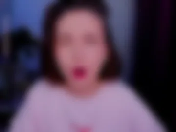 kindhazelhere_ webcam preview