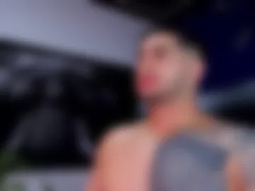 king_falconer photo 5