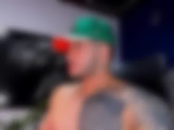 king_falconer photo 2