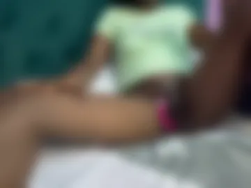 kinkymnila live webcam preview