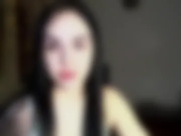 kira__lunary webcam preview