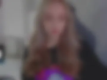kira_love_sleep webcam preview