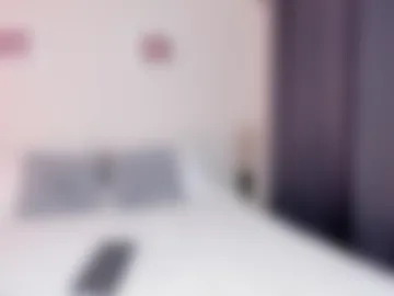 koralineevelvet photo 4