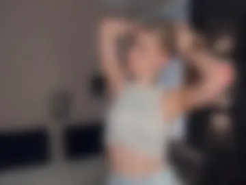 krissitalika webcam preview