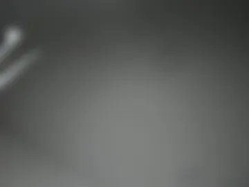 kristen_thomson photo 5