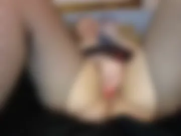 kristicutiez webcam preview