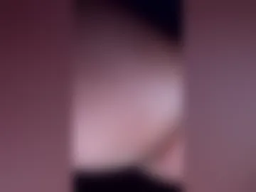 kween_p live webcam preview