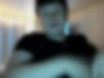 l0velynae photo 2
