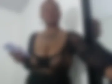 la_malona_77 live webcam preview