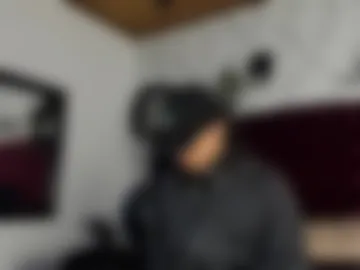 labrinthteasing photo 5