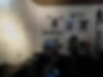 labrinthteasing photo 3