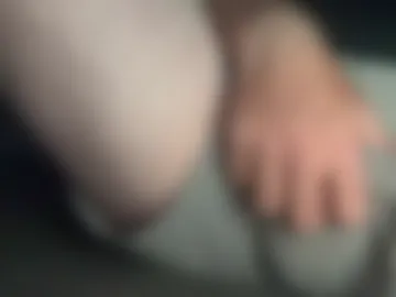 ladieslovemyd live webcam preview