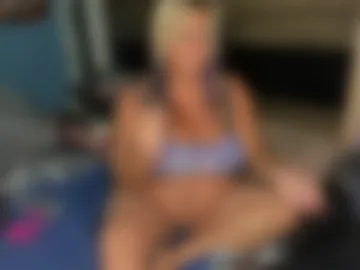 ladysmrdirtydirty photo 3