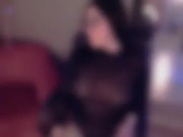 lana_queen13 photo 4