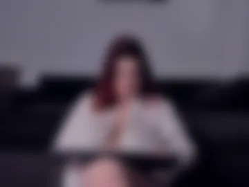 larahartt photo 4