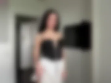 laraineprada webcam preview