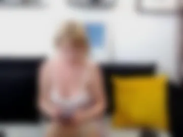 laralovebliss photo 8