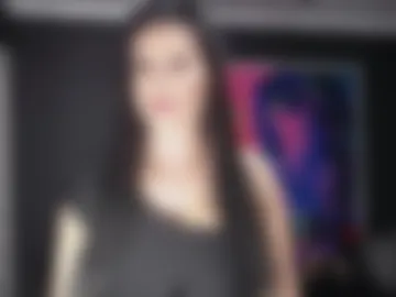 laras_moans webcam preview