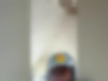 latenightspecialist live webcam preview