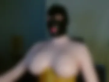 latex_doll_iris photo 8
