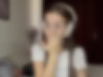 latiaburtenshaw webcam preview