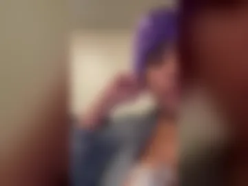 latinaqueen232604 live webcam preview