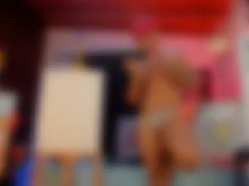 latino_boysmiles live webcam preview