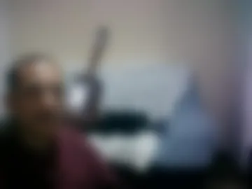 latinounder photo 4