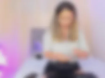 laura__martiinez webcam preview