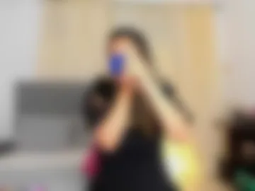laura__martiinez webcam preview