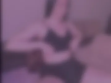 laura_night_byte live webcam preview