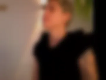laura_r23 webcam preview