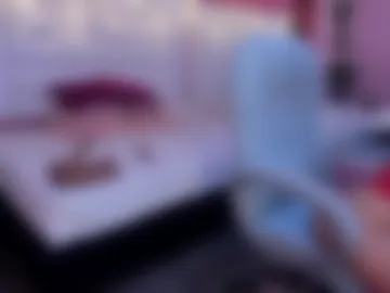 laurabigtits photo 6