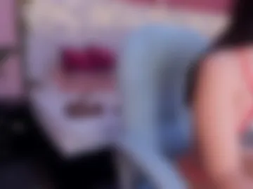 laurabigtits photo 2