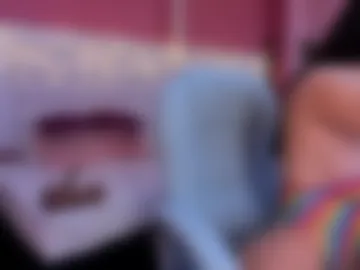 laurabigtits photo 9