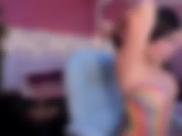 laurabigtits photo 6