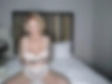 lauralye1983 webcam preview