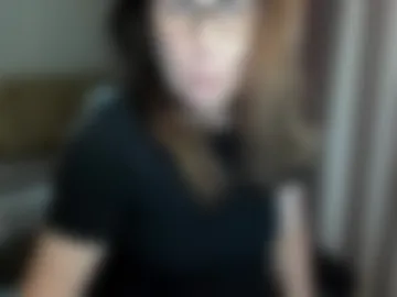 lauraoven1 live webcam preview