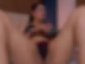 lauraruiz1 photo 3