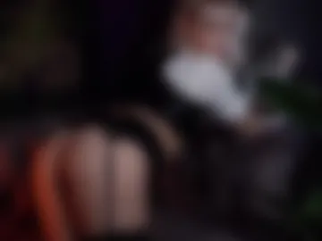 laurawifeness photo 4