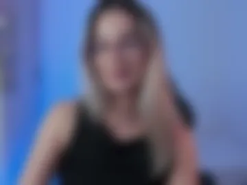 laurengill_ photo 7