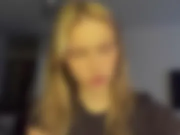 laurineleconey photo 2