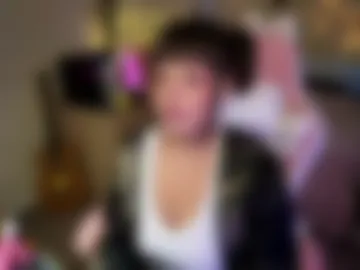lavenderrzz19 live webcam preview