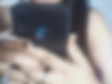 layanah12 webcam preview