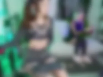 leah_elfie webcam preview