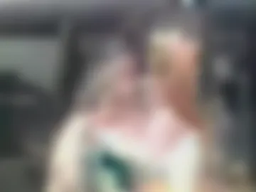leannaxox webcam preview