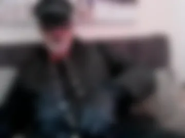 leathertease photo 3