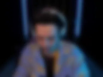 leo_mooree webcam preview